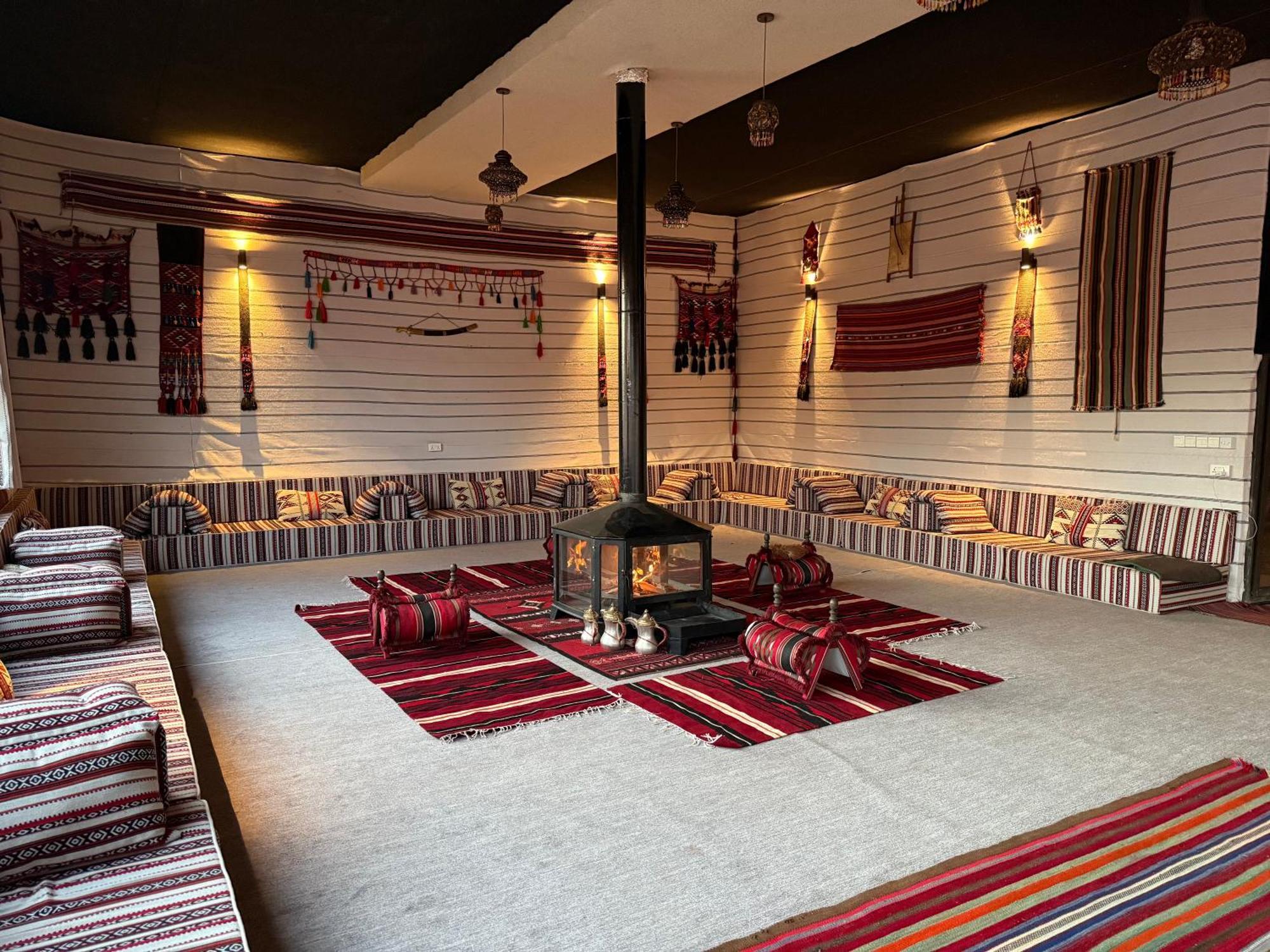 Wadi Rum Bedouin Camp Екстериор снимка